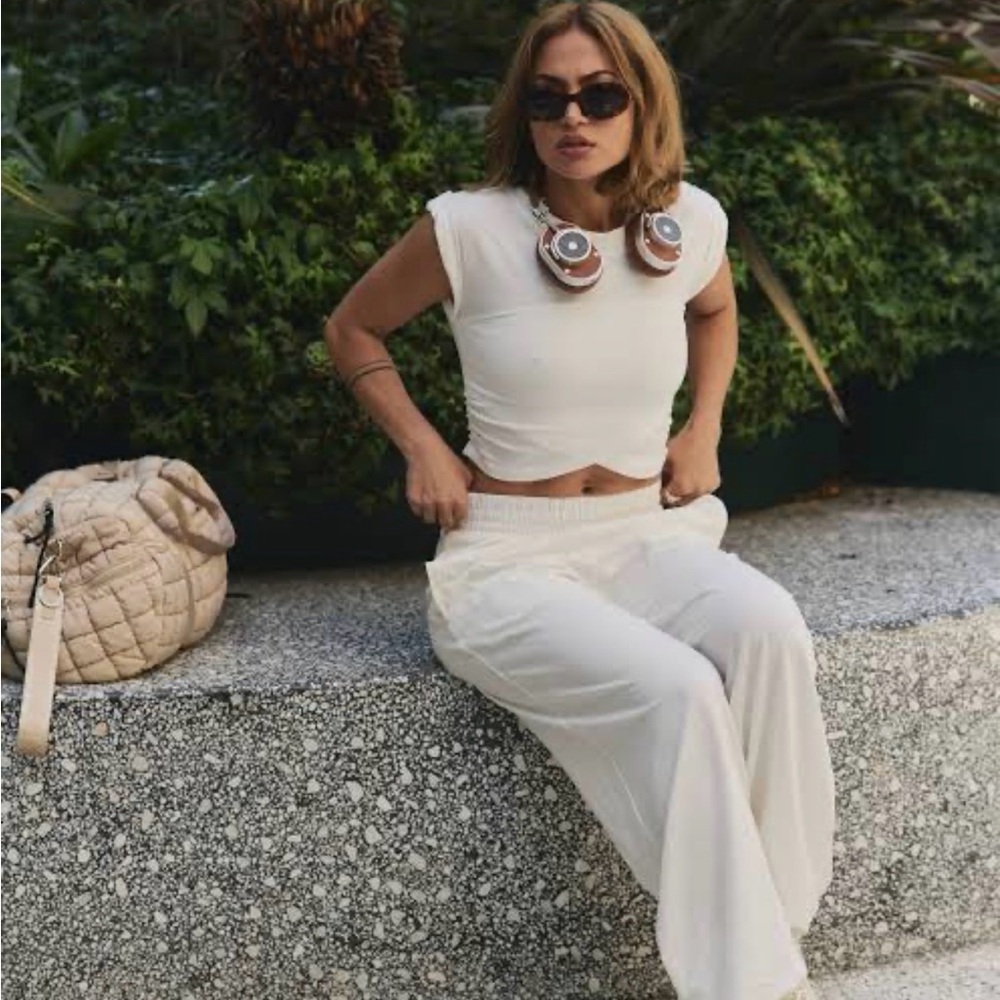 FP Movement by Free People White Short Sleeve Tee & Joggers - Picture 2 of 6